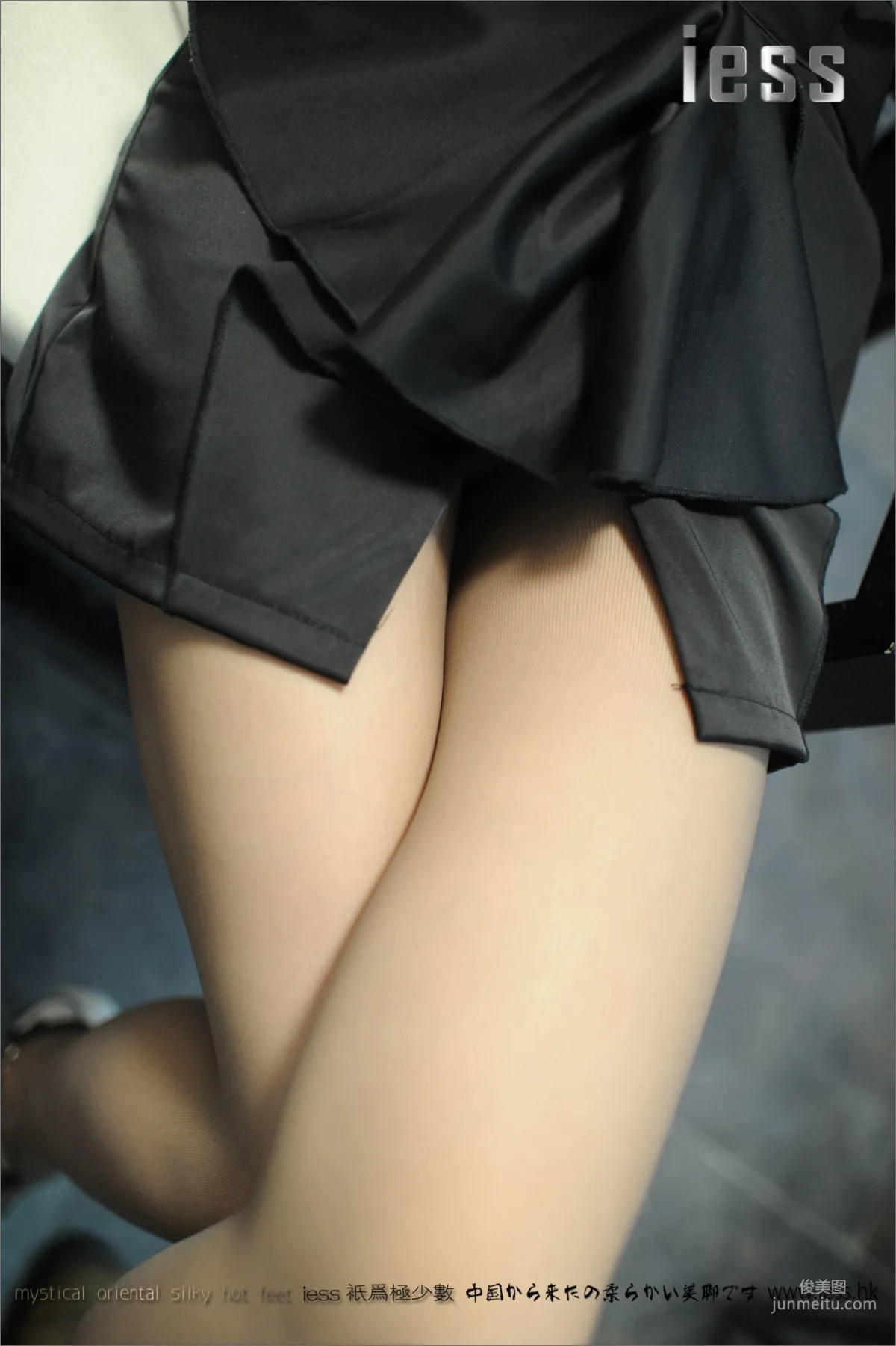 Silk Stockings Bento 043 Crazy Gray Stockings Christmas Special Edition [IESS] Photo Set photo 64