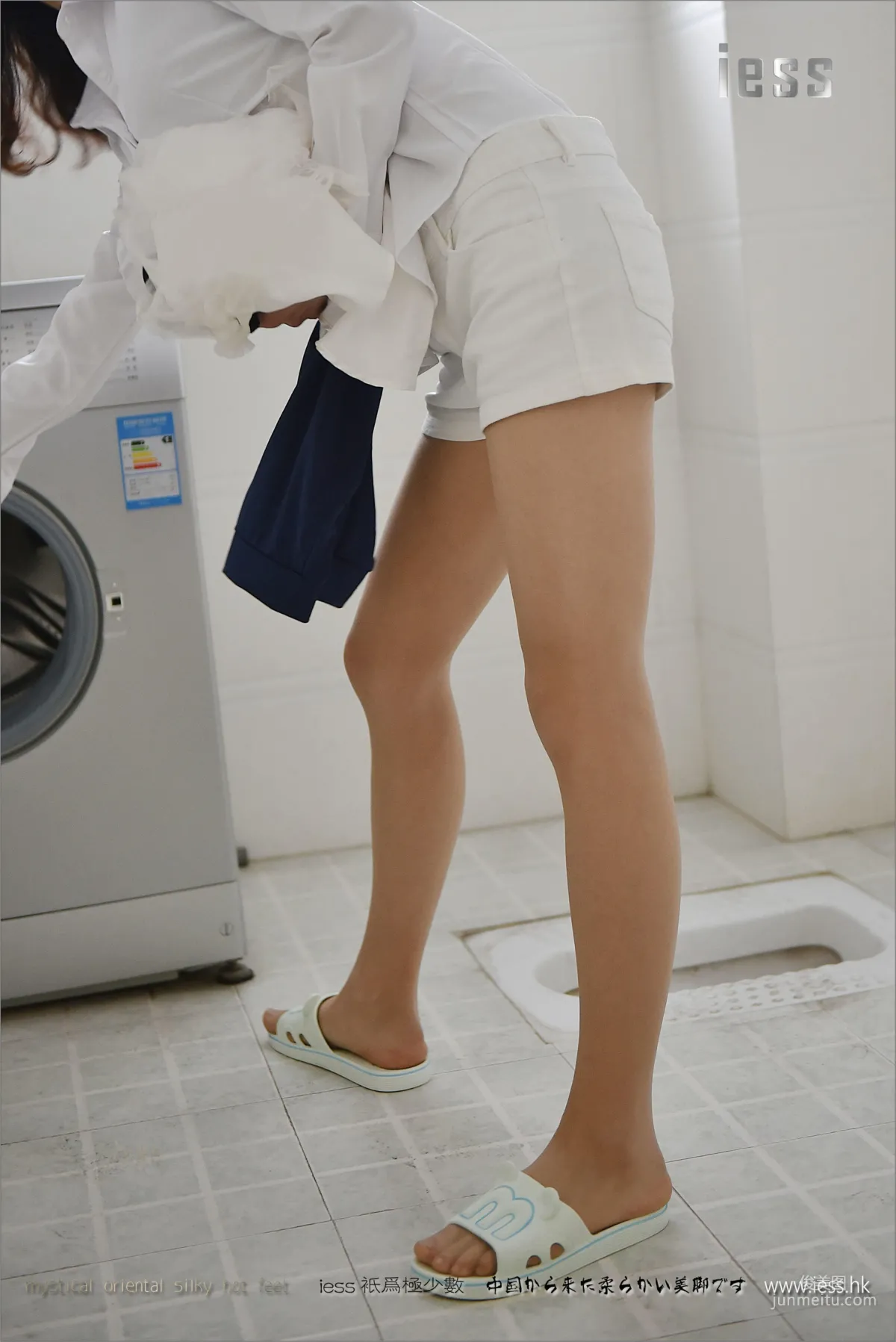 Silk Feet Bento 101 Xiao Liu Silk Feet Scene Story 7《Sister's Weekend》-part3 Laundry [IESS] Photo Set photo 4