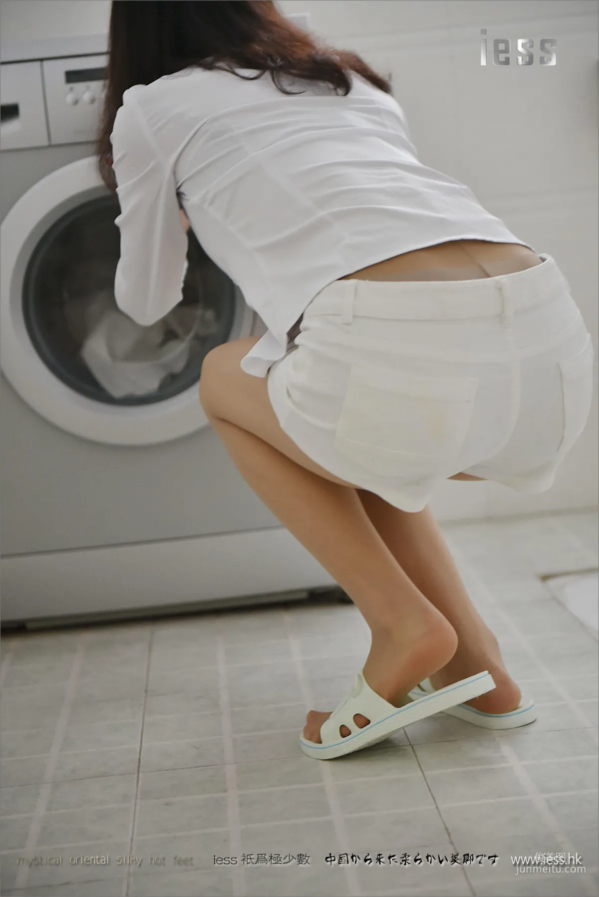 Silk Feet Bento 101 Xiao Liu Silk Feet Scene Story 7《Sister's Weekend》-part3 Laundry [IESS] Photo Set photo 3
