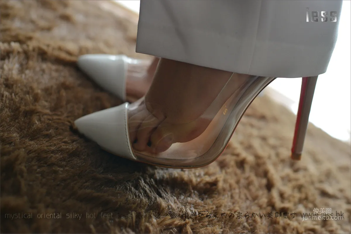 Silk Feet Bento 058 Xuan Nian Collection - Bare Feet High Heels [IESS] Photo Set photo 76