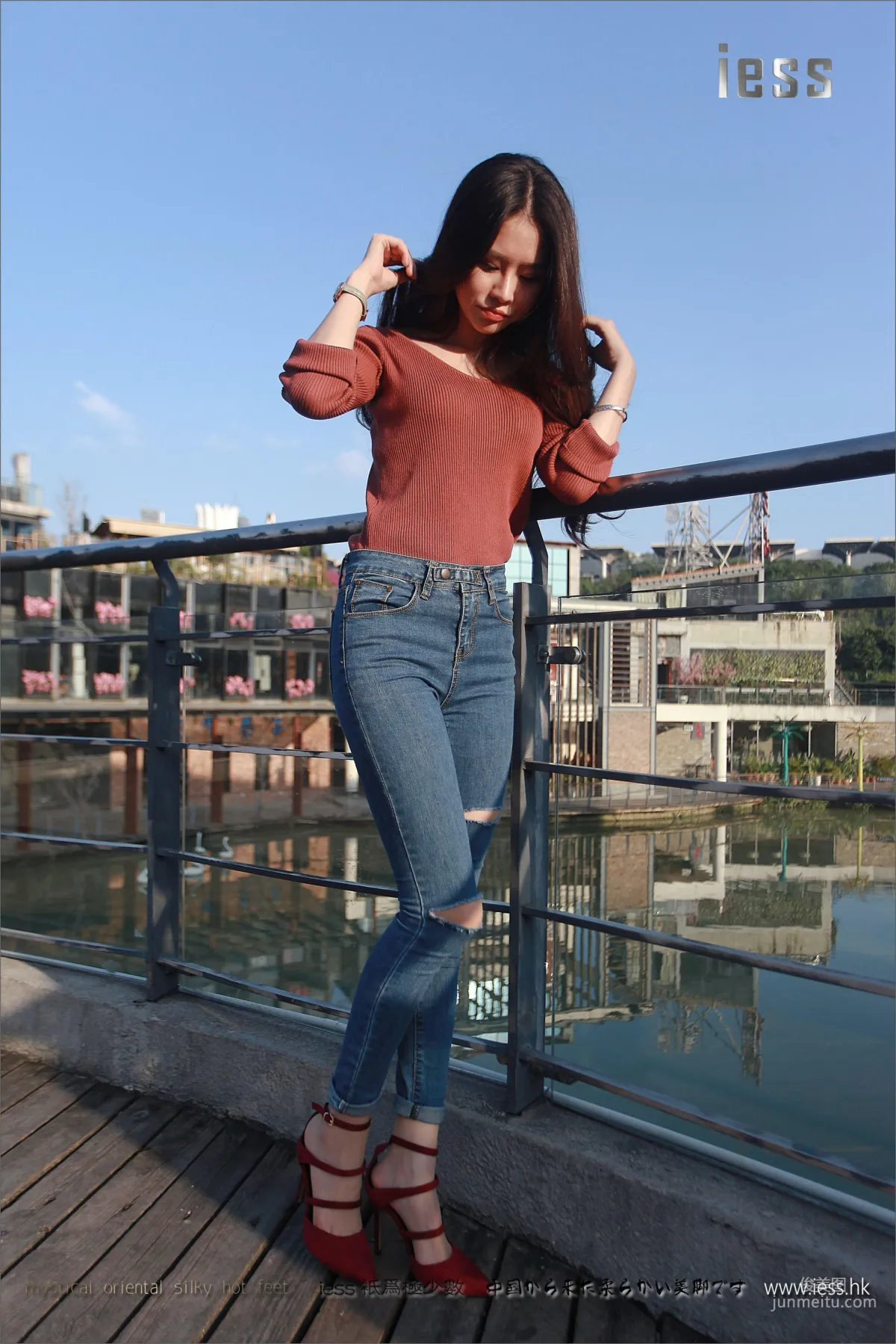 Silk Stockings Bento 102 Jia Ye, Fairy Brand Jeans and High Heels with Flesh Stockings [IESS] Photo Set photo 58