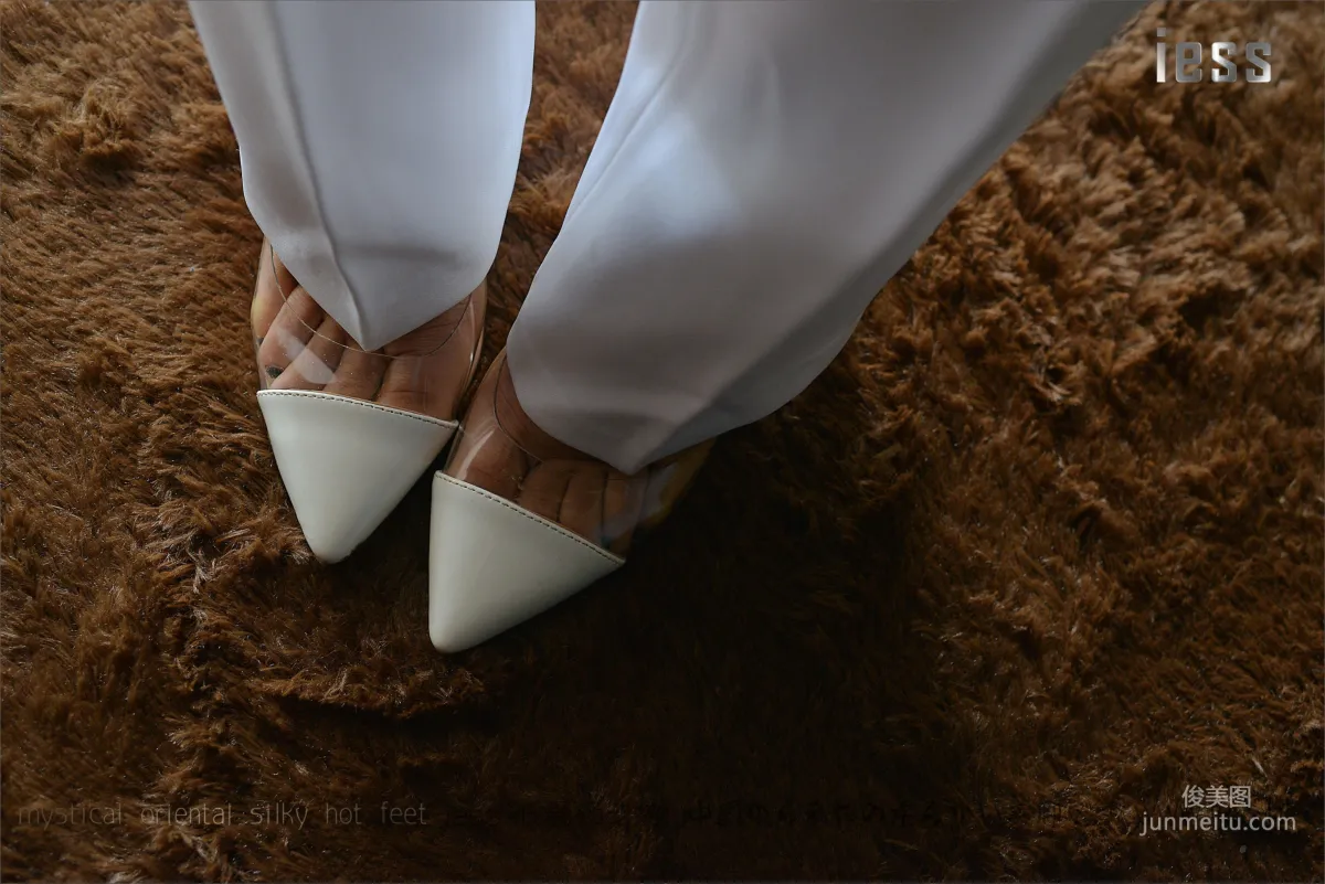 Silk Feet Bento 058 Xuan Nian Collection - Bare Feet High Heels [IESS] Photo Set photo 71