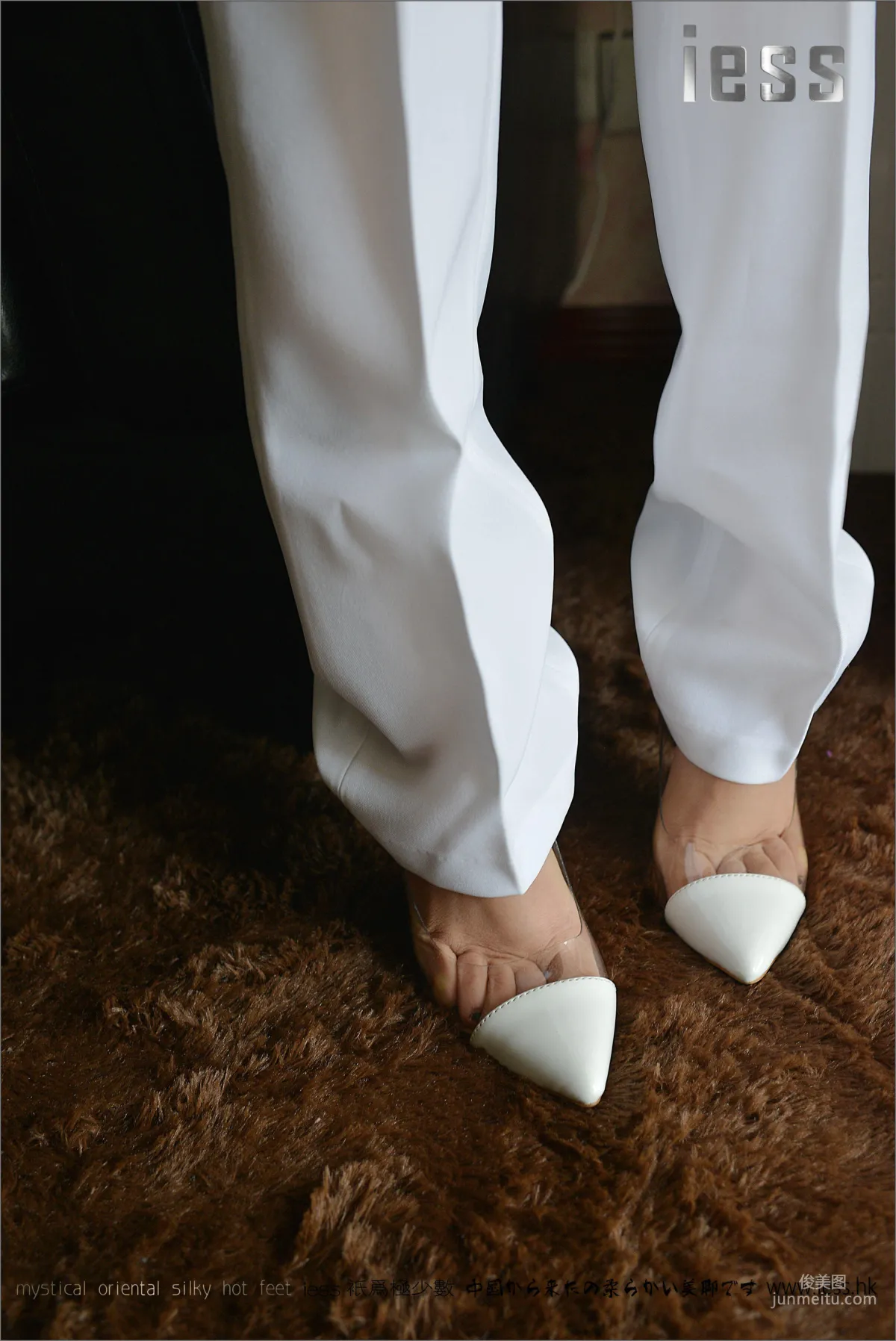 Silk Feet Bento 058 Xuan Nian Collection - Bare Feet High Heels [IESS] Photo Set photo 99