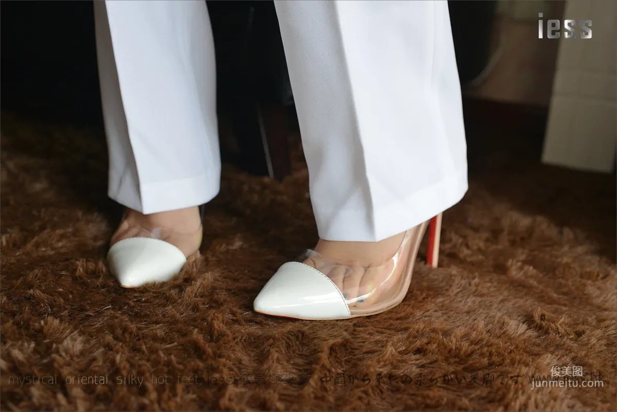 Silk Feet Bento 058 Xuan Nian Collection - Bare Feet High Heels [IESS] Photo Set photo 64
