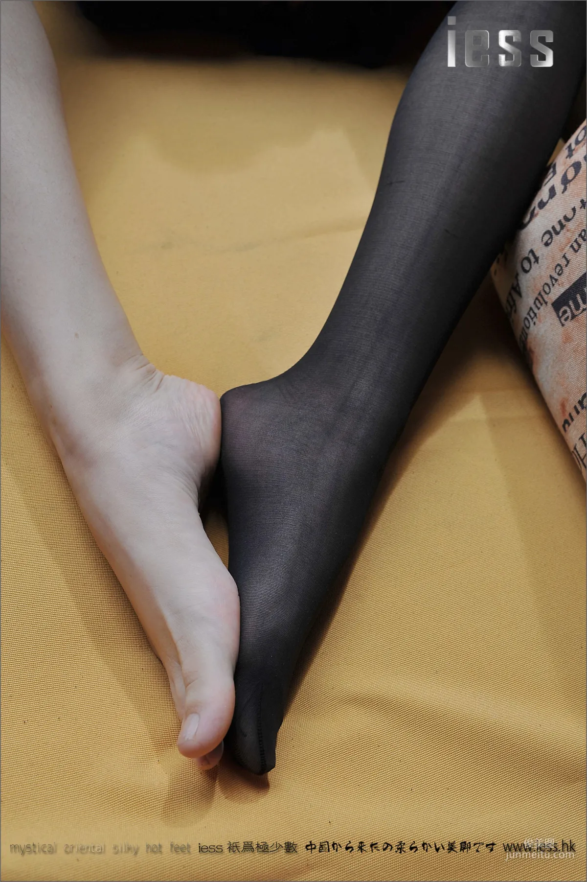 丝足便当047 小夕 《少女的腿（足）》[IESS异思趣向] 写真集87