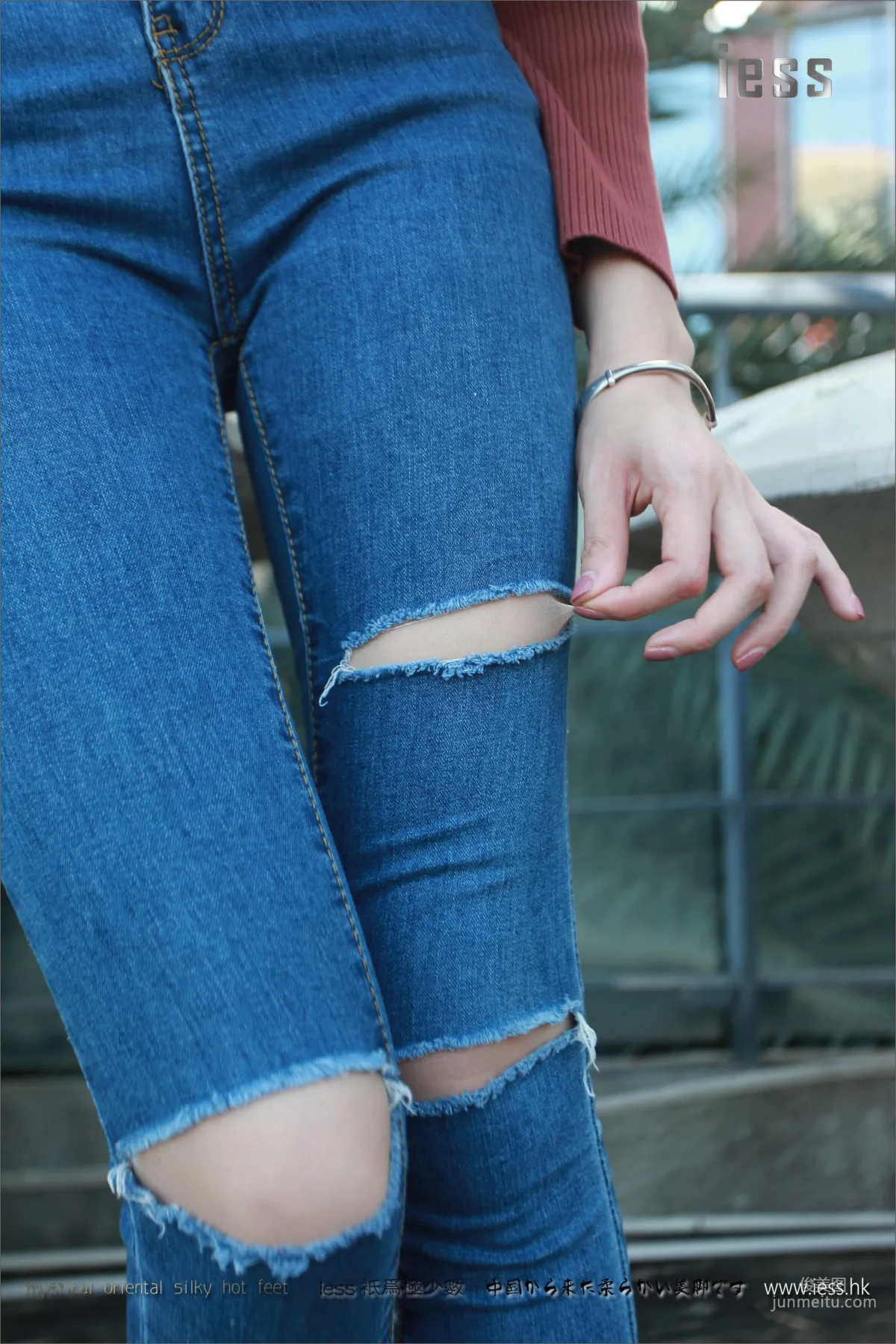 Silk Stockings Bento 102 Jia Ye, Fairy Brand Jeans and High Heels with Flesh Stockings [IESS] Photo Set photo 52