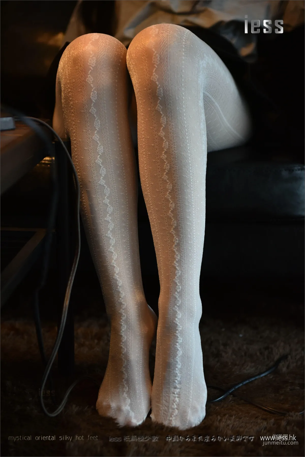 Silk Stockings Bento 097 Qi Qi, Qi Qi's Lace Pantyhose [IESS] Photo Set photo 9