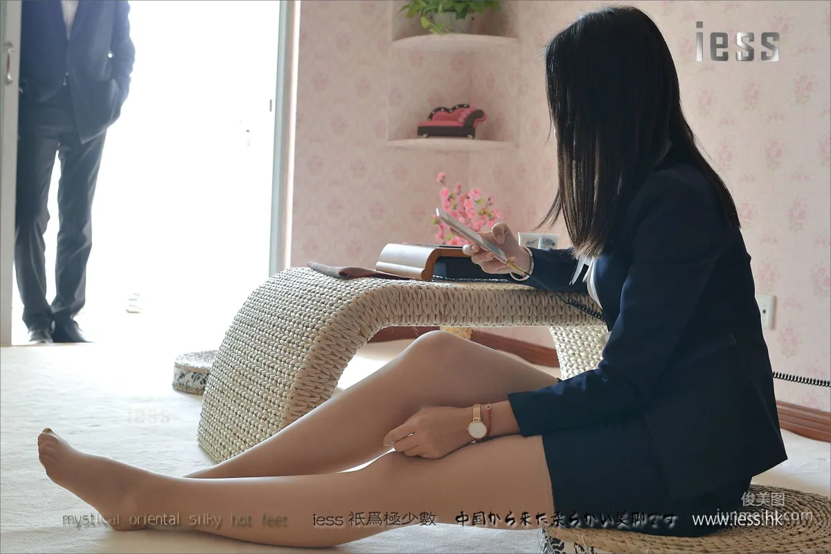 Silk Stockings Bento 108 Zhang Xinyue Silk Stockings Scene Story 'My Senior Is Called Dangyang I' [IESS] Photo Set photo 3
