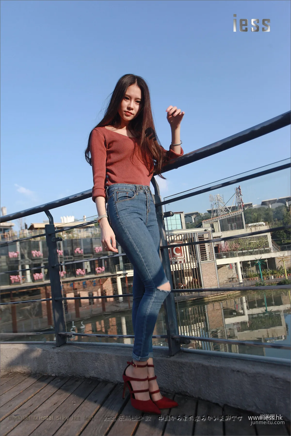 Silk Stockings Bento 102 Jia Ye, Fairy Brand Jeans and High Heels with Flesh Stockings [IESS] Photo Set photo 60