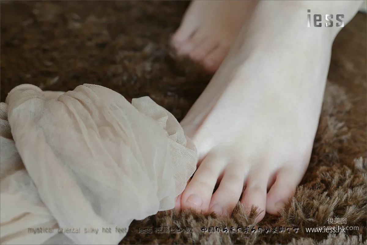 Silk Stockings Bento 105 Xiao Xi《My Female Colleague 2》 [IESS] Photo Set photo 59