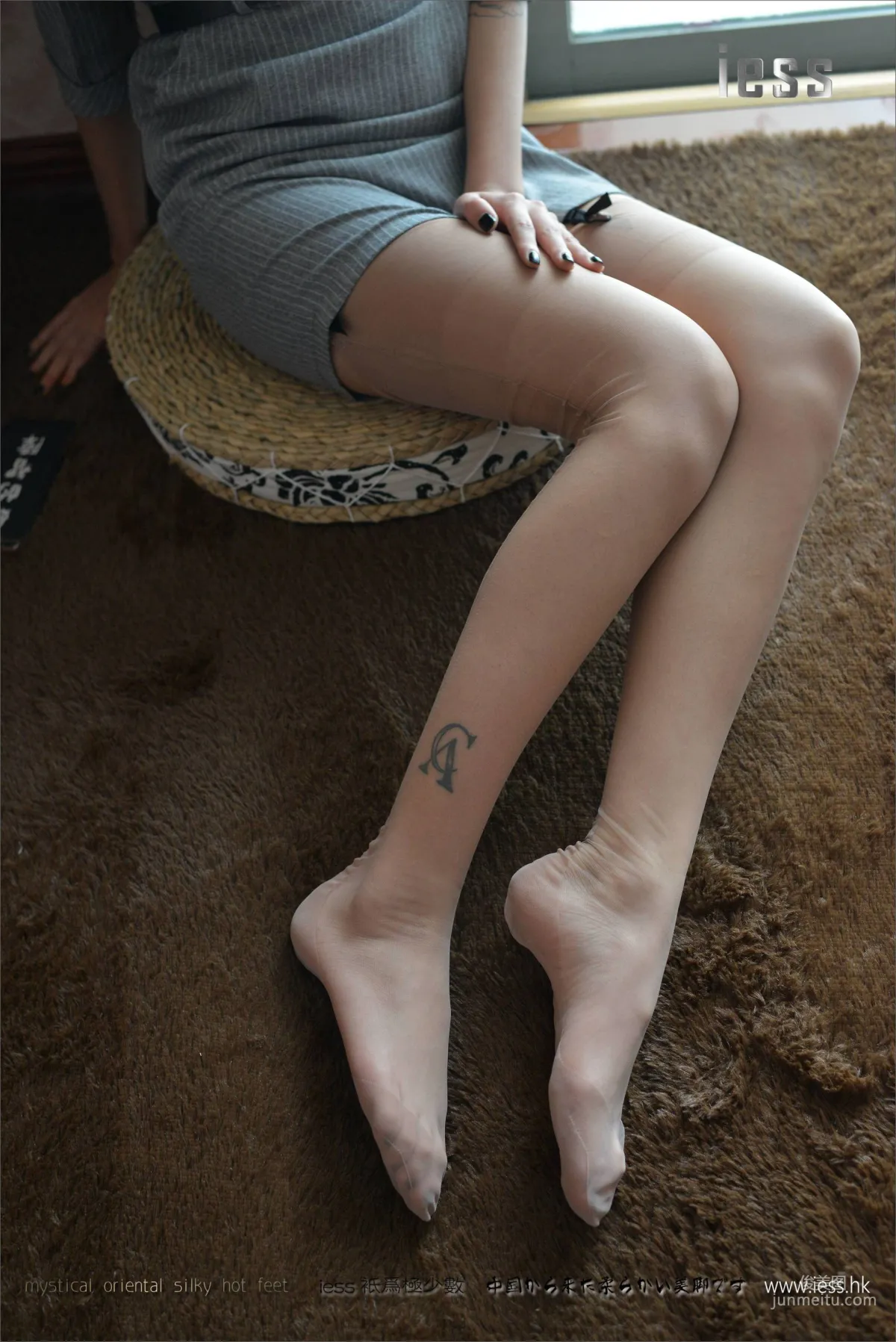Silk Feet Bento 107 Xiao Xiao, Non-Stretch Pure Nylon Stockings [IESS] Photo Set photo 72