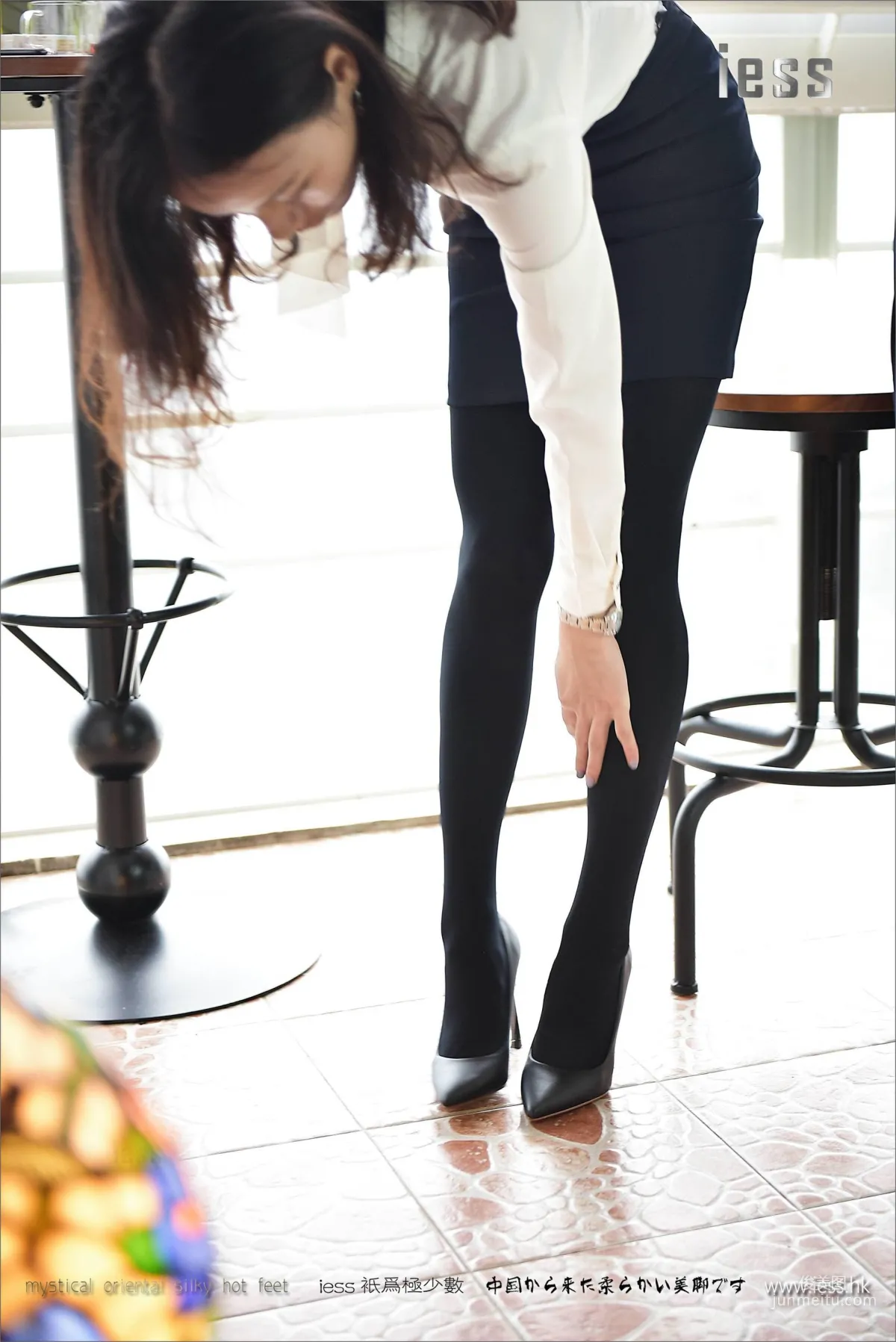 Silk Feet Bento 103 Xiao Liu, The Unsatisfied Thick Black Stockings [IESS] Photo Set photo 27