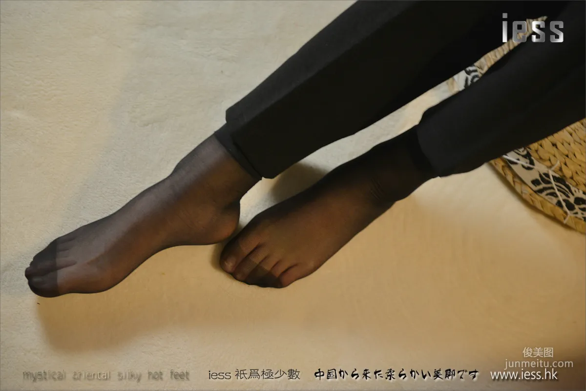 Stockings Bento 063 Xiao Xi "Short Stockings Under the Desk Lamp" [IESS] Photo Set photo 79