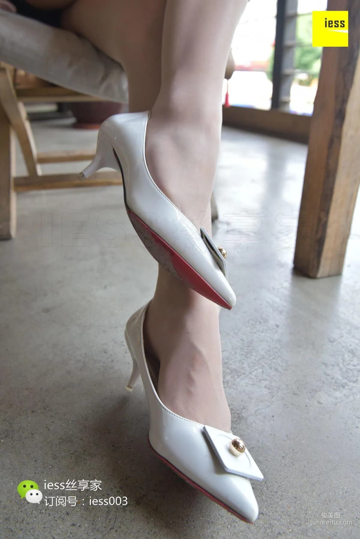 Silk Enjoyer 027 Qiuqiu, Besides White, Still White [IESS] Photo Set photo 71
