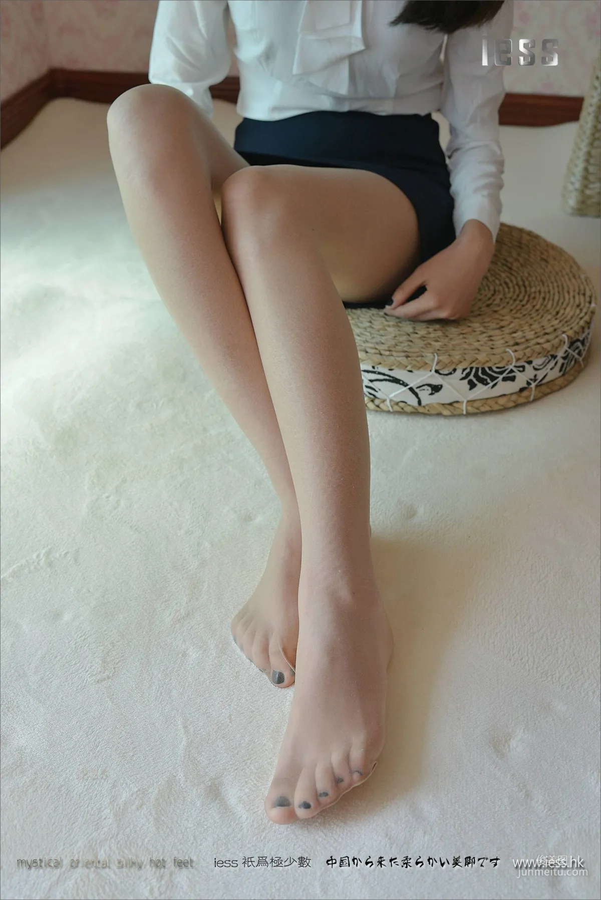 丝享家004 小C 《肉色长（蚕）丝》[IESS异思趣向] 写真集97