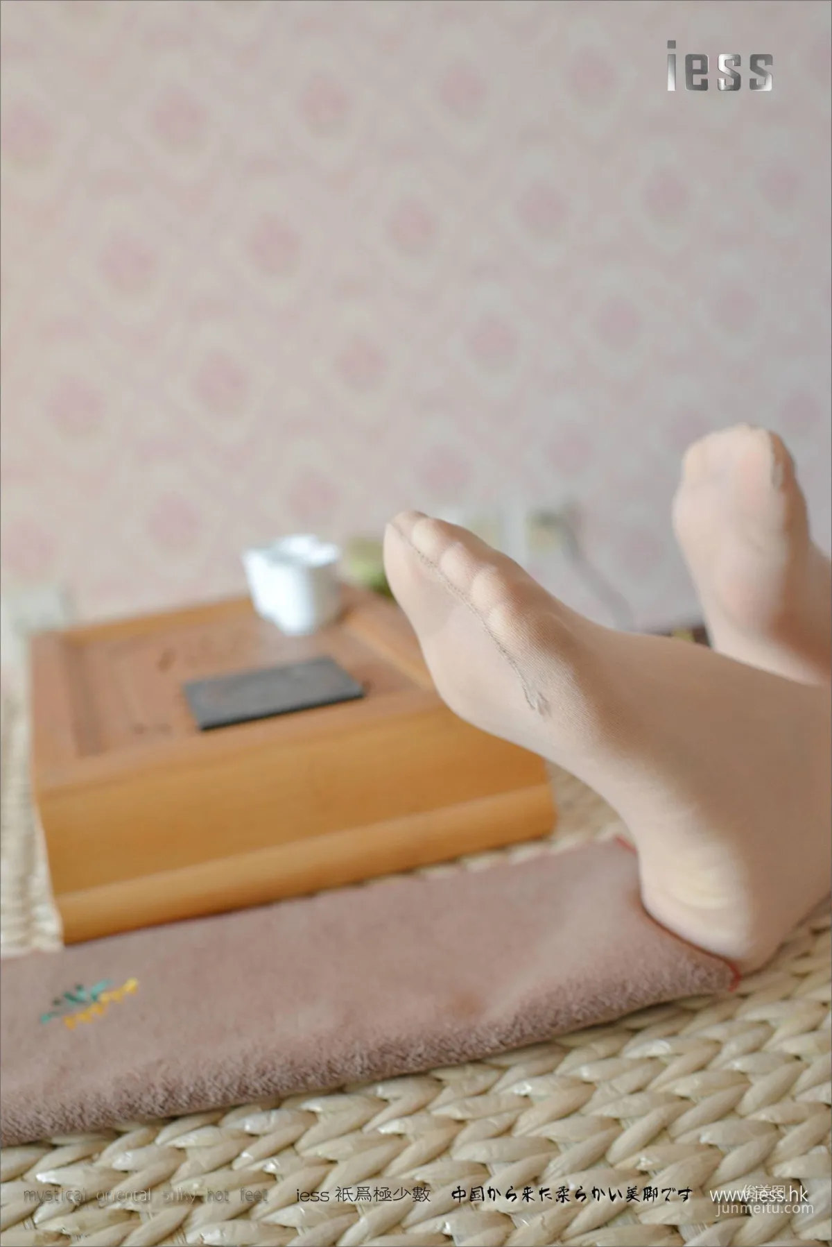 Silk Feet Bento 113 Zhang Xinyue, My Senior Is Called Dangyang, Prequel [IESS] Photo Set photo 45