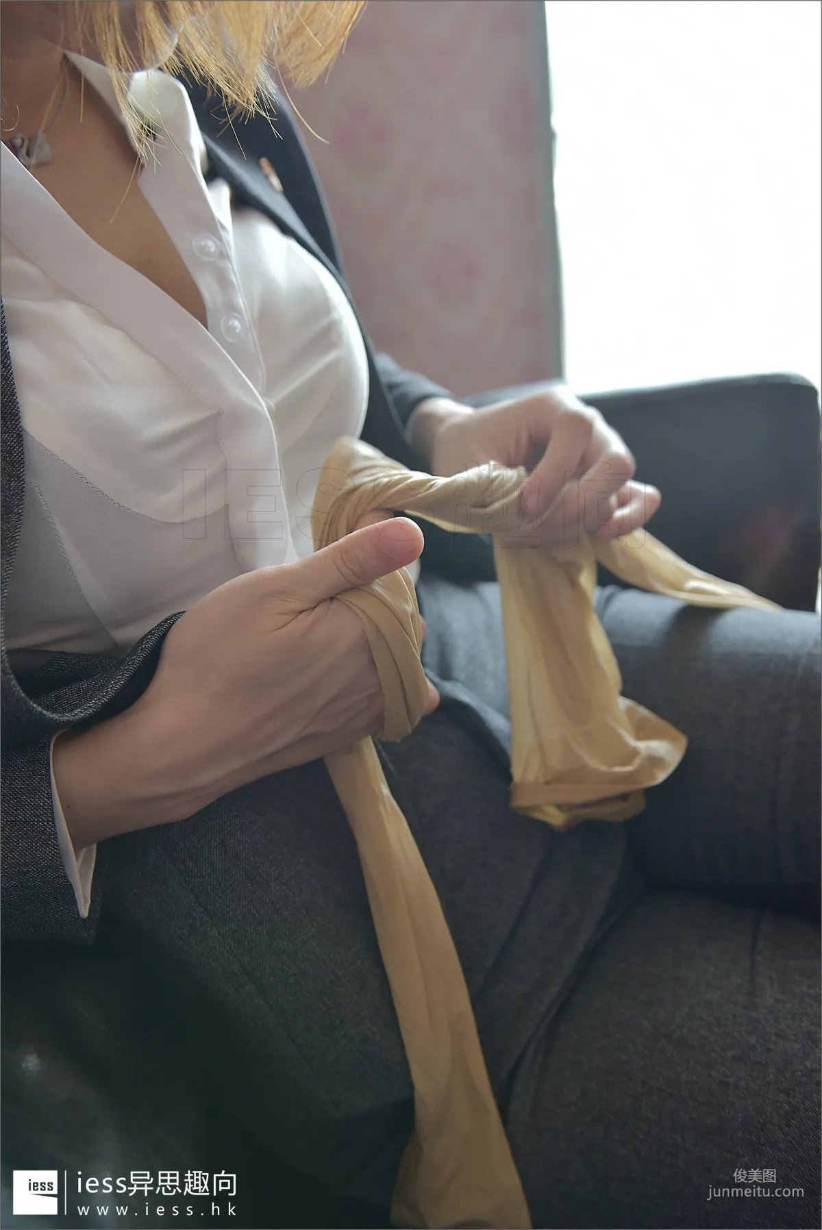 Silk Stockings Bento 125 Teacher Zhao, Uniform, Stockings and Teacher Zhao [IESS] Photo Set photo 84