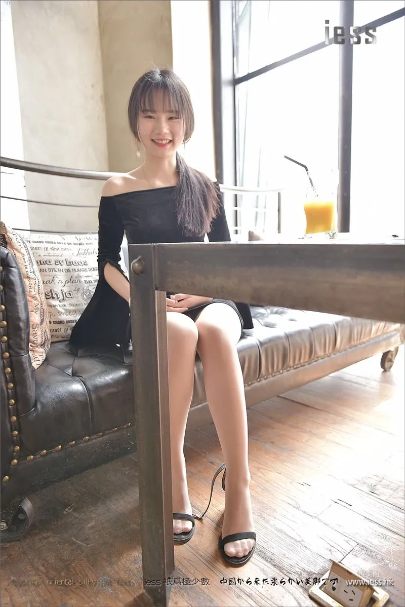 Silk Feet Bento 118 Qi Qi, Qi Qi's Ultra-Thin Sheer Stockings Soles [IESS] Photo Set photo 33