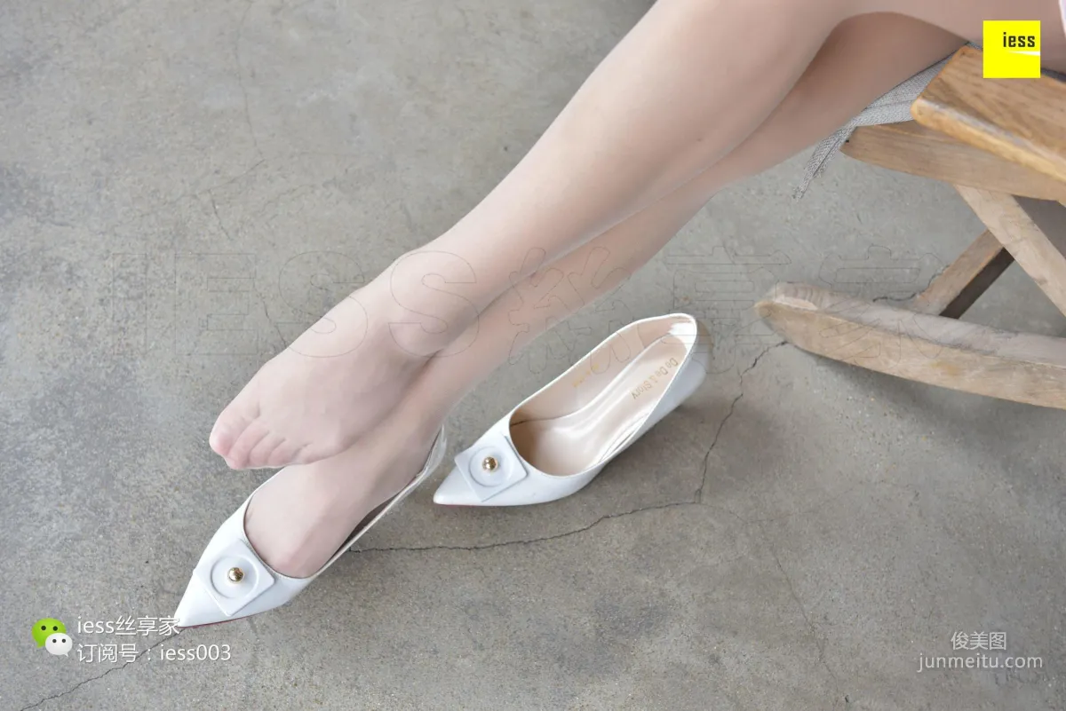Silk Enjoyer 027 Qiuqiu, Besides White, Still White [IESS] Photo Set photo 53