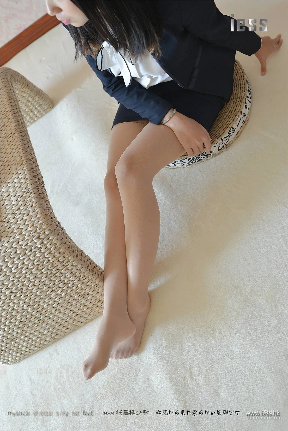 Silk Feet Bento 113 Zhang Xinyue, My Senior Is Called Dangyang, Prequel [IESS] Photo Set photo 57
