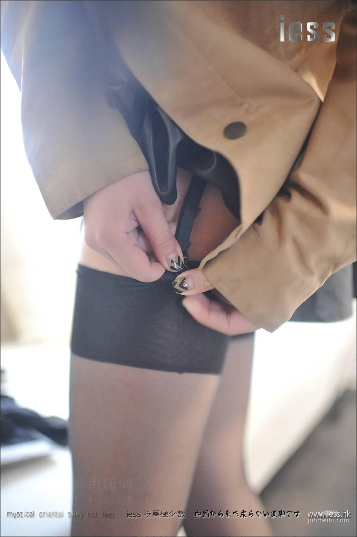 Si Xiang Jia 002 You Zi, Retro Pure Nylon Stockings [IESS] Photo Set photo 18