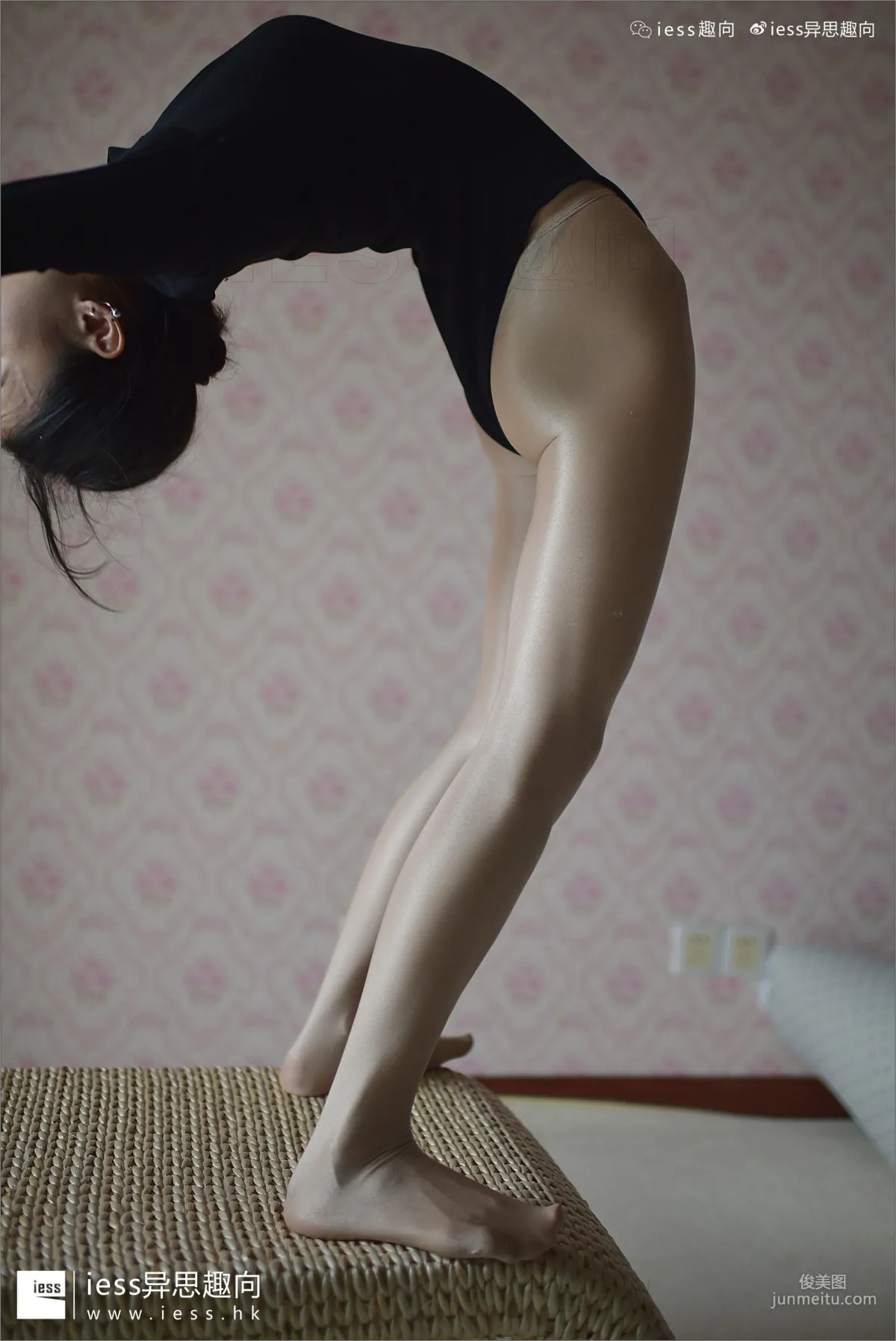 Silk Feet Bento 120 Xiao Liu, Shebin Stockings Are Here (2) [IESS] Photo Set photo 95