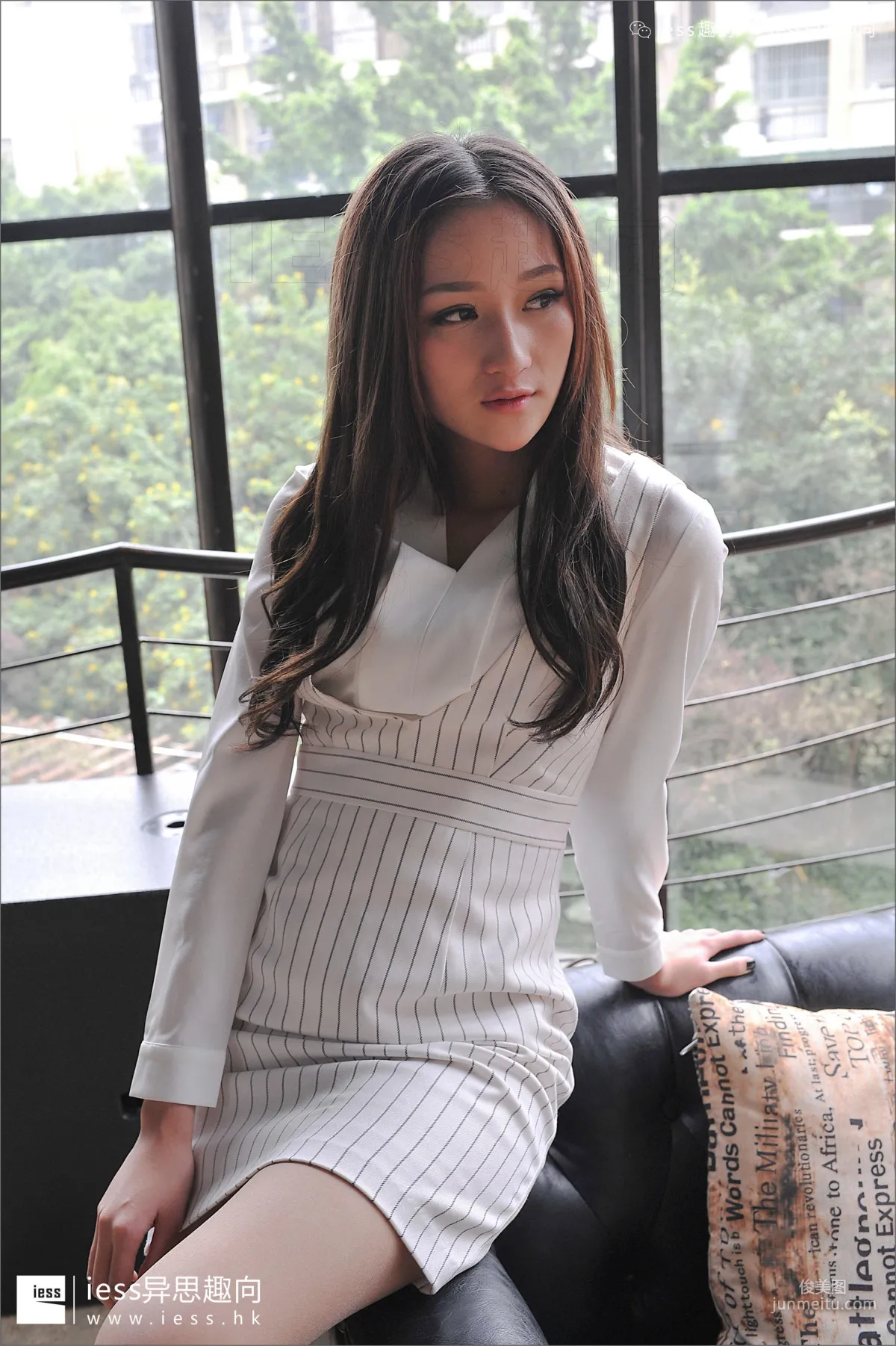 Silk Stockings Bento 119 Xiao Xiao "Black Stockings Goddess's Nude Stockings Show" [IESS] Photo Set photo 64