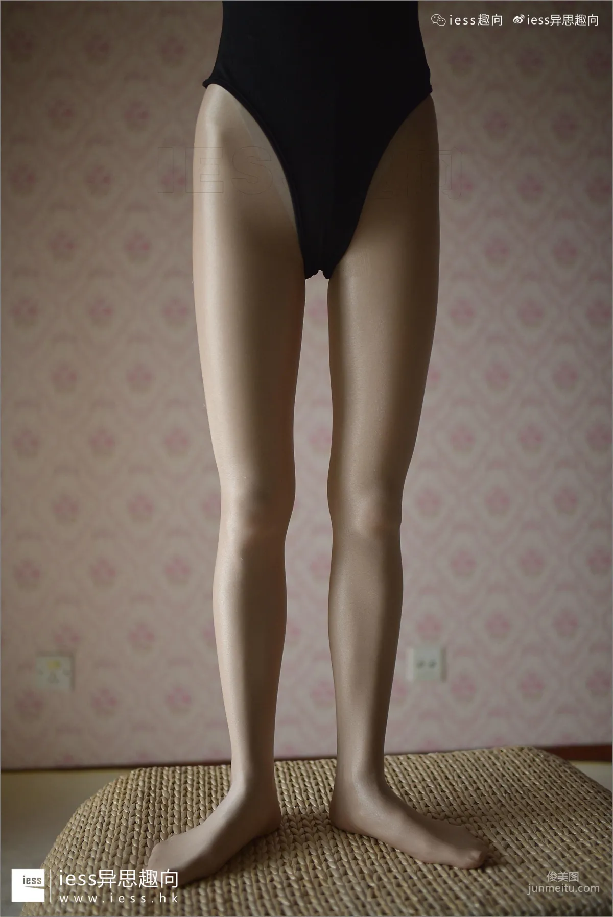 Silk Feet Bento 120 Xiao Liu, Shebin Stockings Are Here (2) [IESS] Photo Set photo 85
