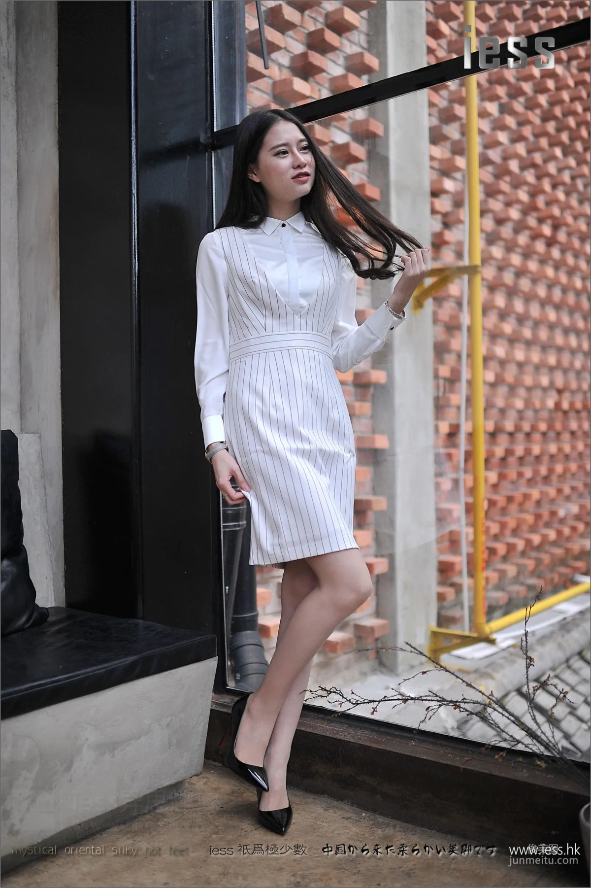 Silk Stockings Bento 116, Jia Ye, Pleasing to the Eye with a Beauty [IESS] Photo Set photo 56