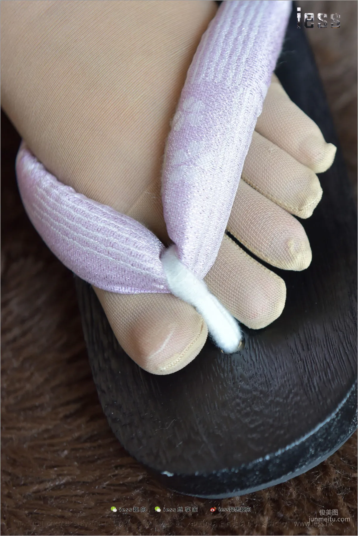 Silk Feet Bento 144 'The Collapsing Five-Toe Socks' [IESS] Photo Set photo 8