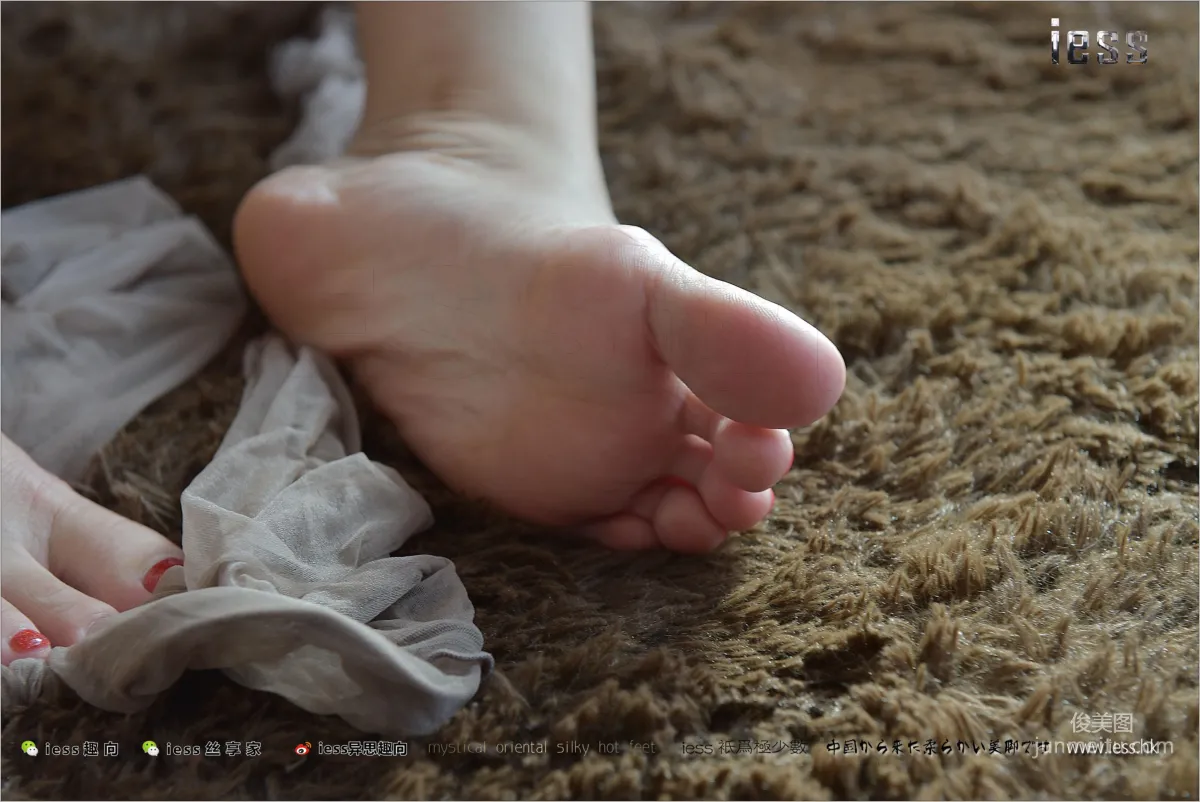 Silk Feet Bento 146 Shan Shan, Bare Feet White Slippers [IESS] Photo Set photo 51
