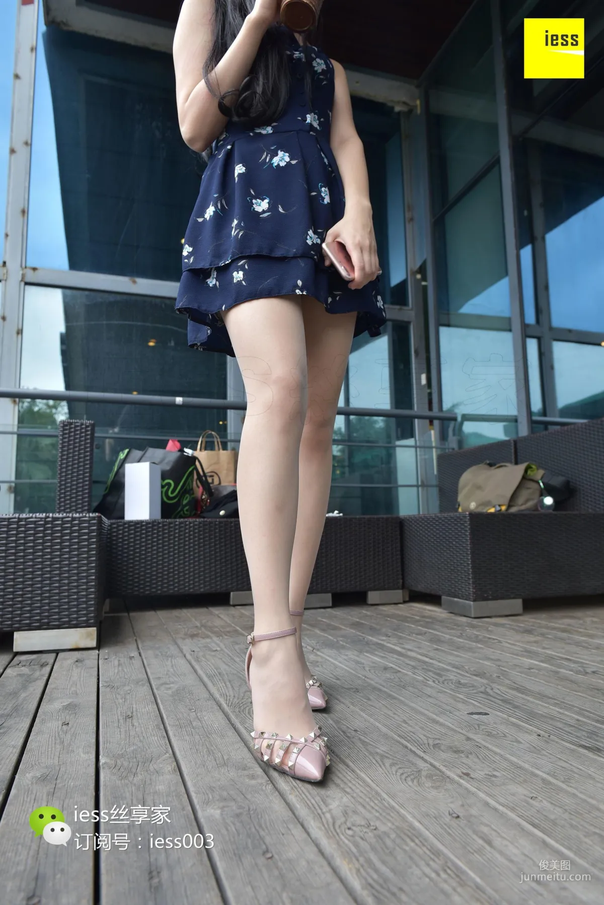 Silk Enjoyer 038 Xin Xin, The Girl Sunbathing at Starbucks II [IESS] Photo Set photo 22