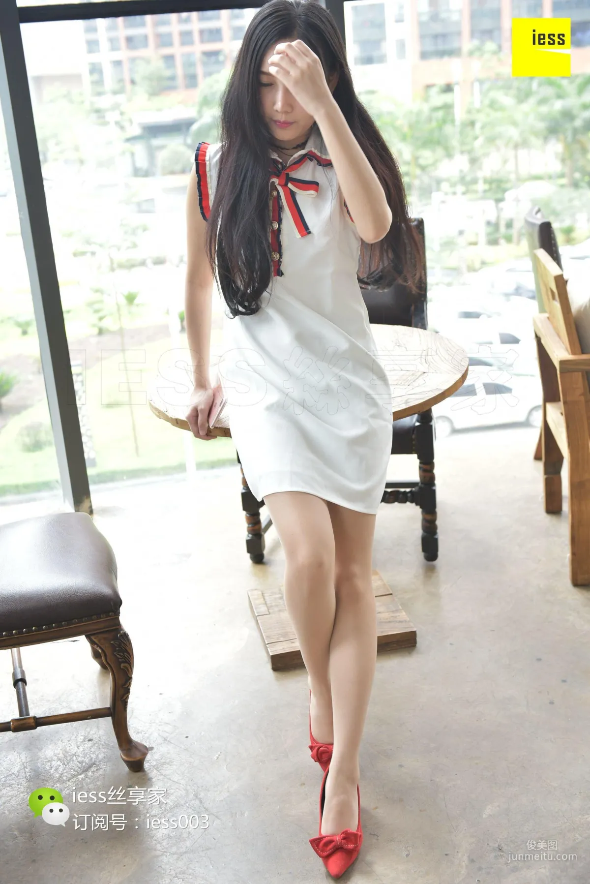 Silk Enjoyer 044 Wen Xin 《Let Go of That Little Red Shoe, Let Me Do It!》[IESS] Photo Set photo 19