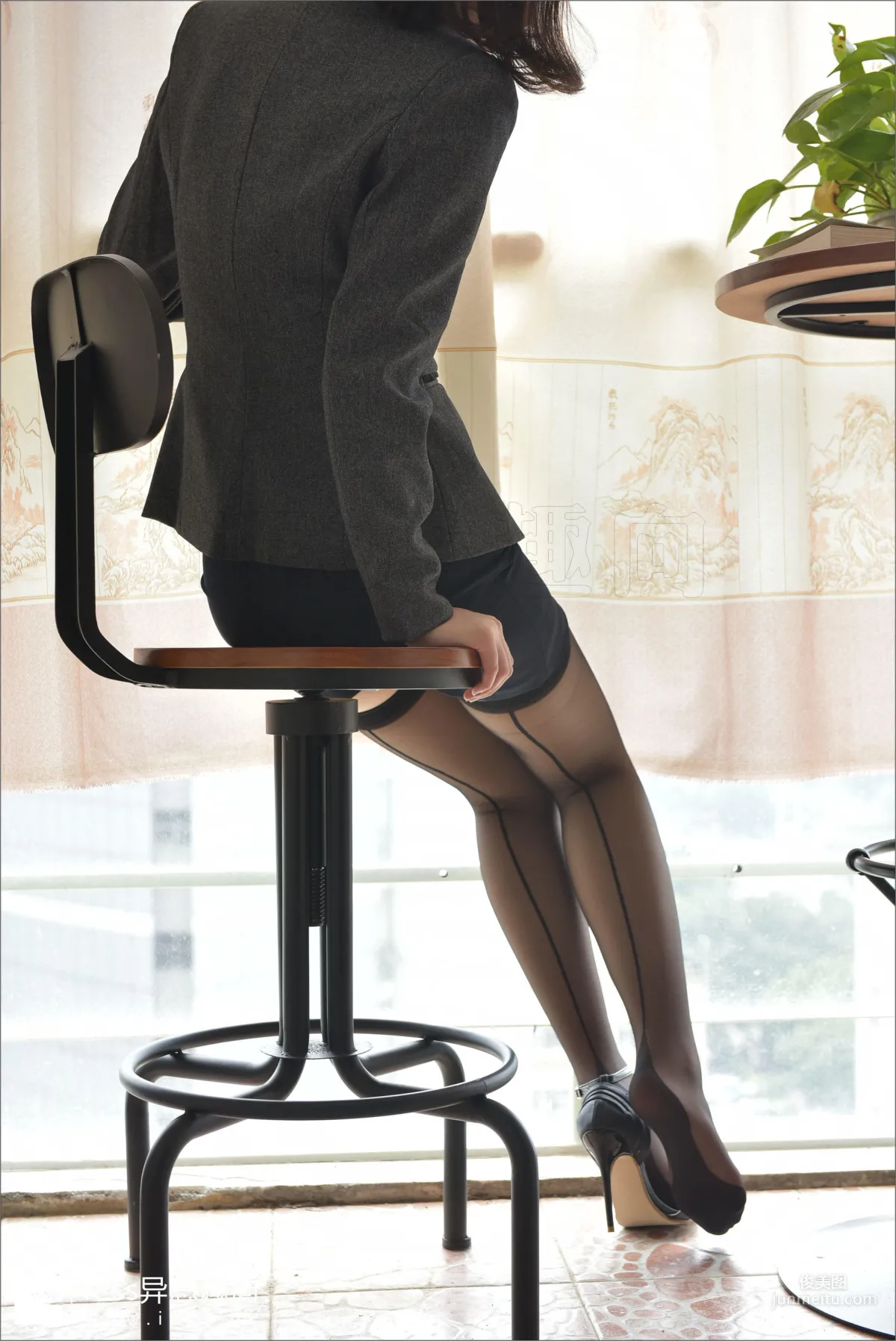 Silk Stockings Bento 132 Gong Zi If You Are Not Secretly Flirty You Cannot Be a Genius [IESS] Photo Set photo 77