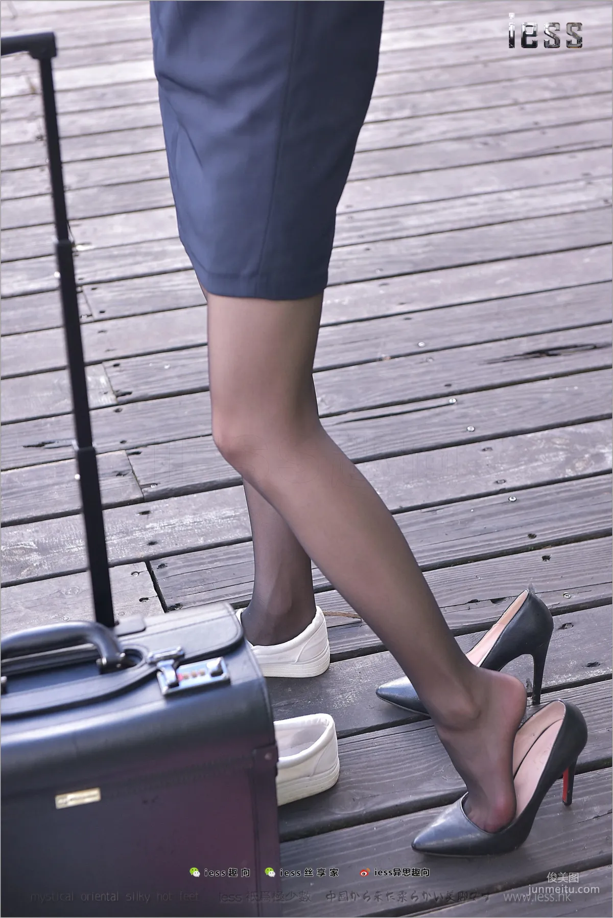 Silk Stockings Bento 151 Xiao Liu "Xiao Liu Outdoor Black Stockings Show" [IESS] Photo Set photo 86