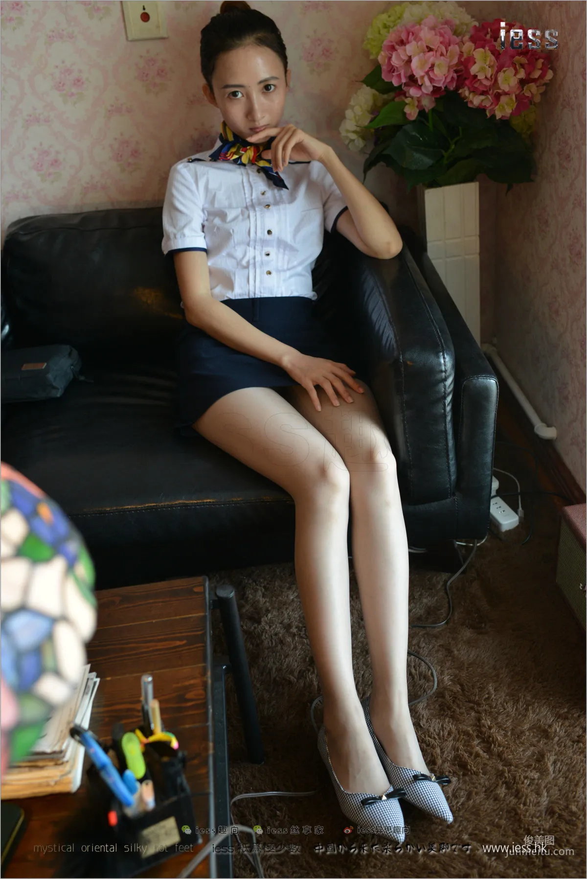 Silk Stockings Bento 135 New Model momo, Gray Stockings OL in Flats [IESS] Photo Set photo 45