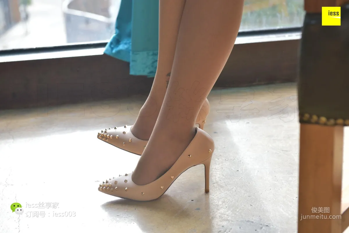 Silk Enjoyer 043 Xiao Bei 'Northeastern Girl Falls in Love with Brown Stockings' [IESS] Photo Set photo 6