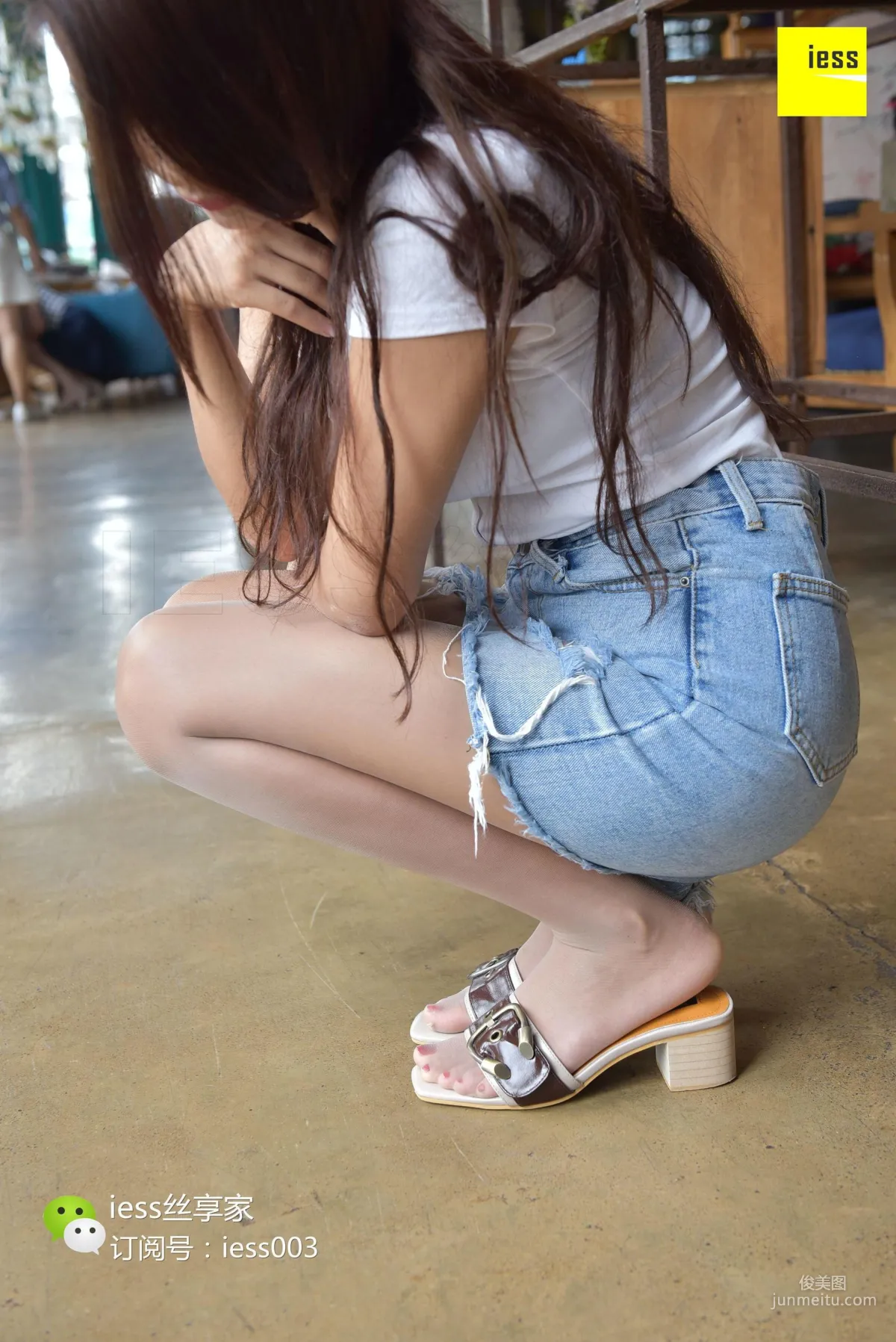 Si Xiang Jia 058 Xiao Xue 《Ripped Skirt and Silk Stockings with Flesh-Colored Sandals》[IESS] Photo Set photo 50