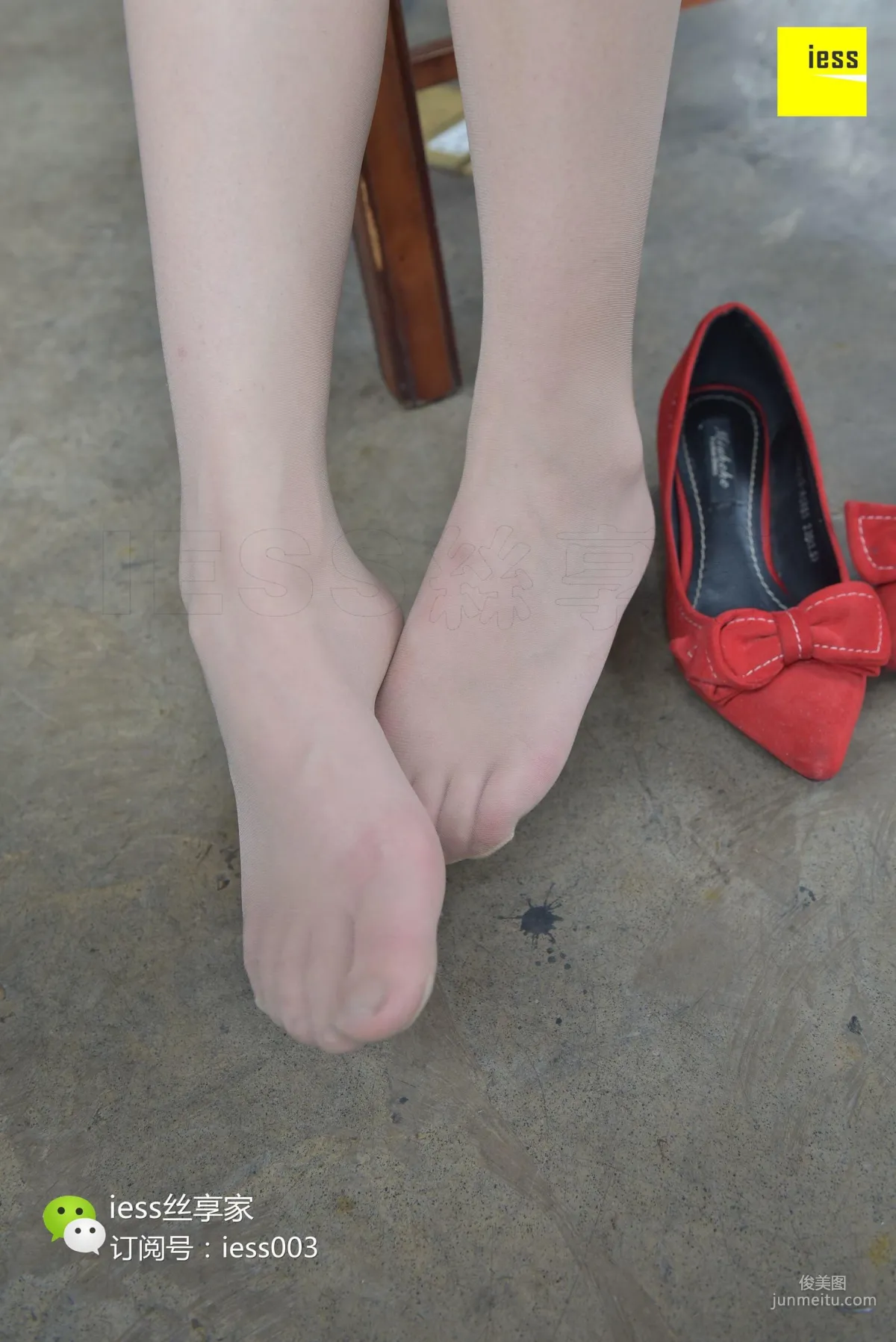 Silk Enjoyer 044 Wen Xin 《Let Go of That Little Red Shoe, Let Me Do It!》[IESS] Photo Set photo 56