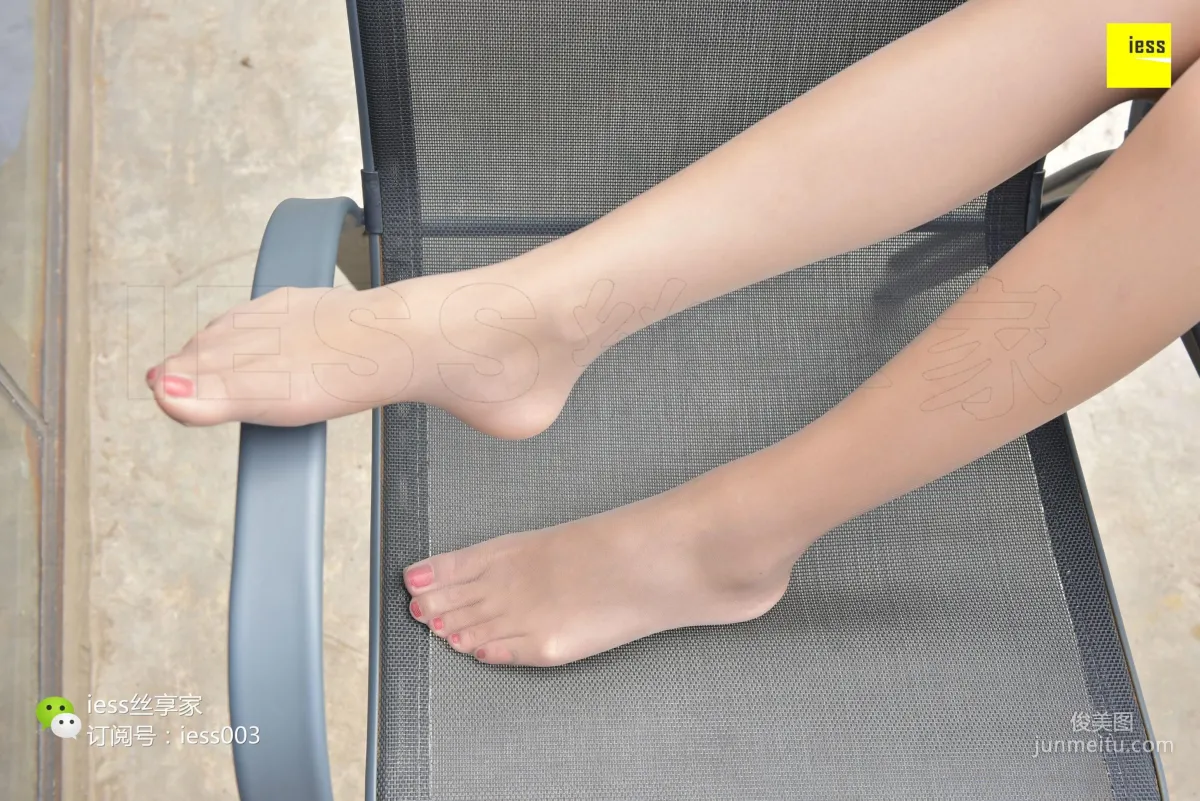 Silk Enjoyer 052 Xiao Xue "Making a Heart with Stocking Feet" [IESS] Photo Set photo 75