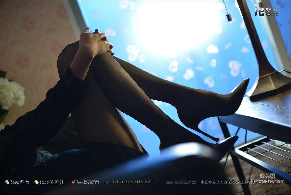 Silk Feet Bento 168 Xiao Xiao, Black Stockings Goddess Black Stockings Show [IESS] Photo Set photo 63
