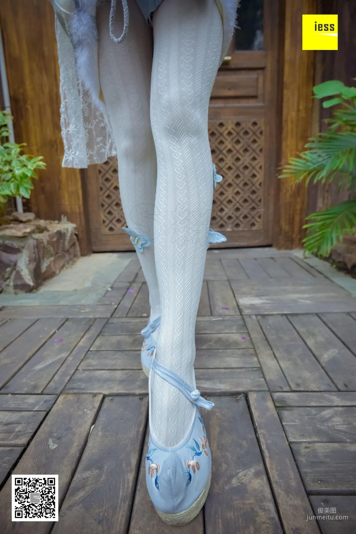 Silk Enjoyer 122 Mu Mu, Hanfu Embroidered Shoes White Socks [IESS] Photo Set photo 3