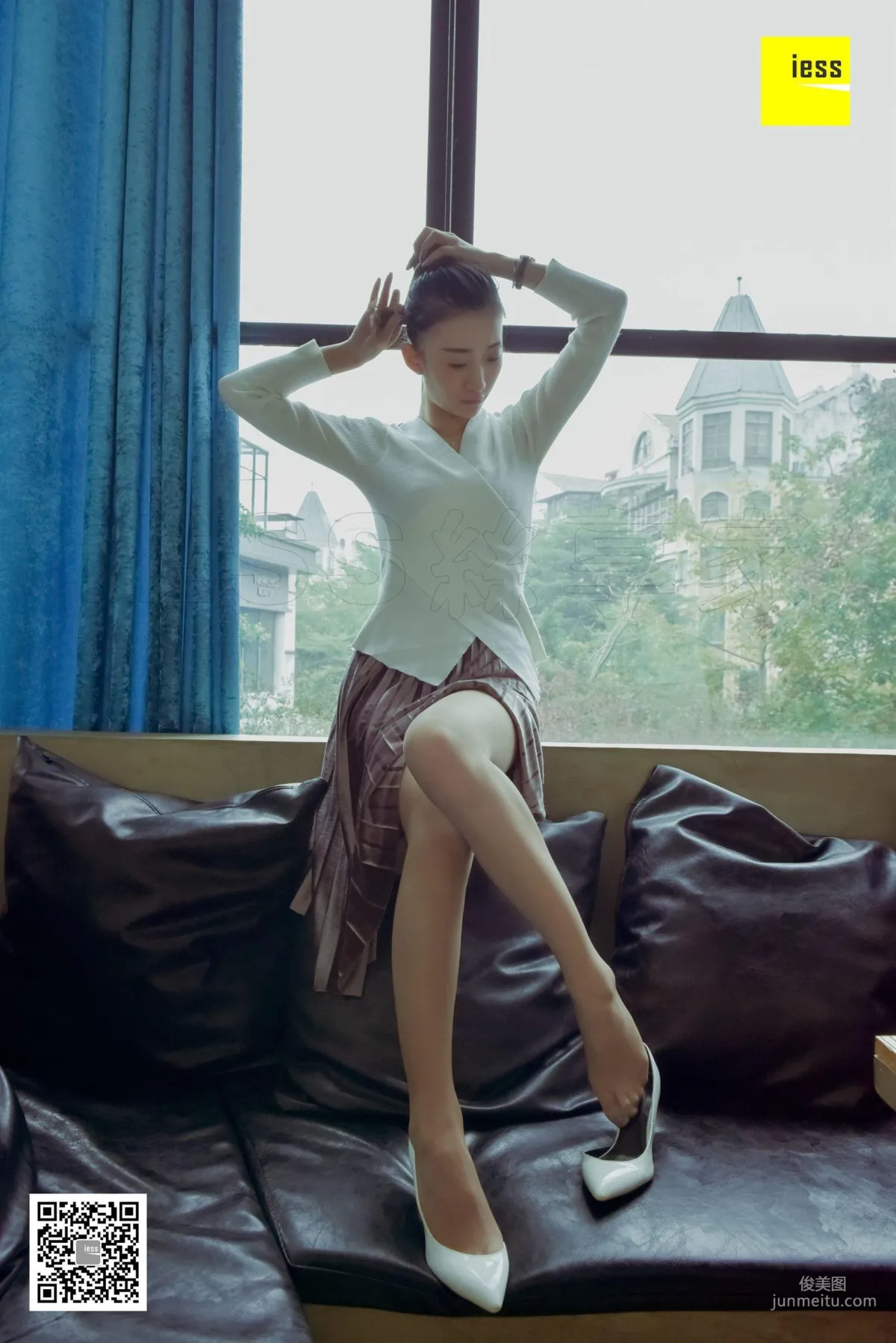 Silk Enjoyer 117 Qiuqiu Stretched Feet and Tempting Legs [IESS] Photo Set photo 68