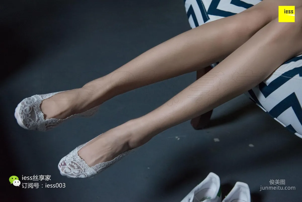 SiXiangJia 101 Jing Jing, Snow-White Ankle Socks and Beautiful Feet [IESS] Photo Set photo 50