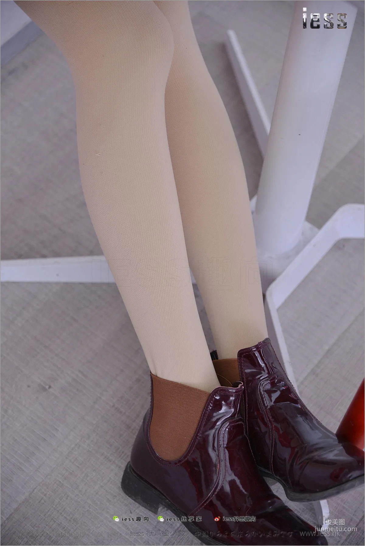 Silk Feet Bento 176 Xing Zi, Damn, Pantyhose [IESS] Photo Set photo 35