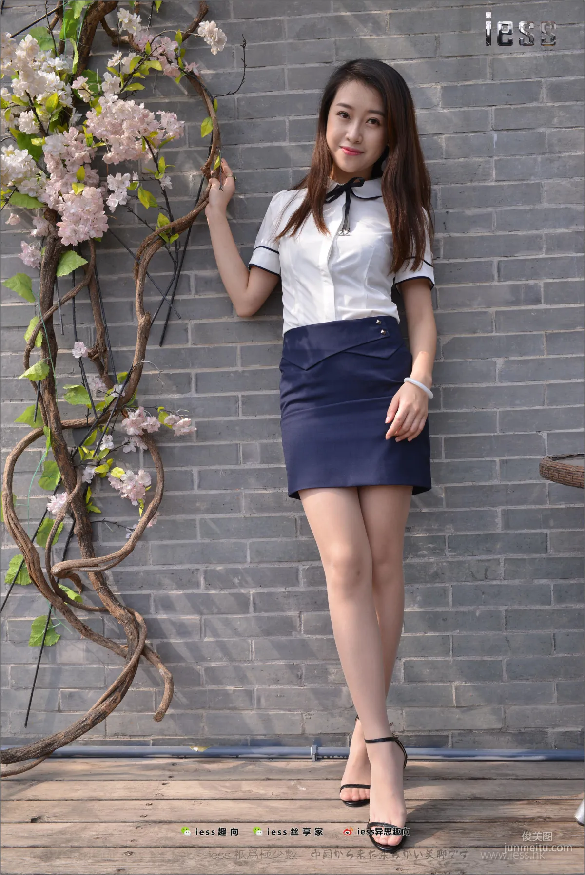 Silk Feet Bento 166 Xiao Jie, The Entrance of the Classical Leg Goddess [IESS] Photo Set photo 9