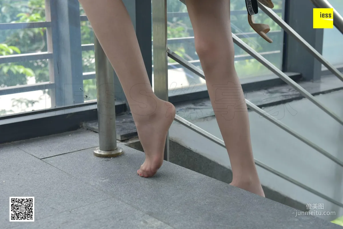 Silk Enjoyer 118 Qi Qi《Nothing Is Sexier Than Brown Stockings II》[IESS] Photo Set photo 47