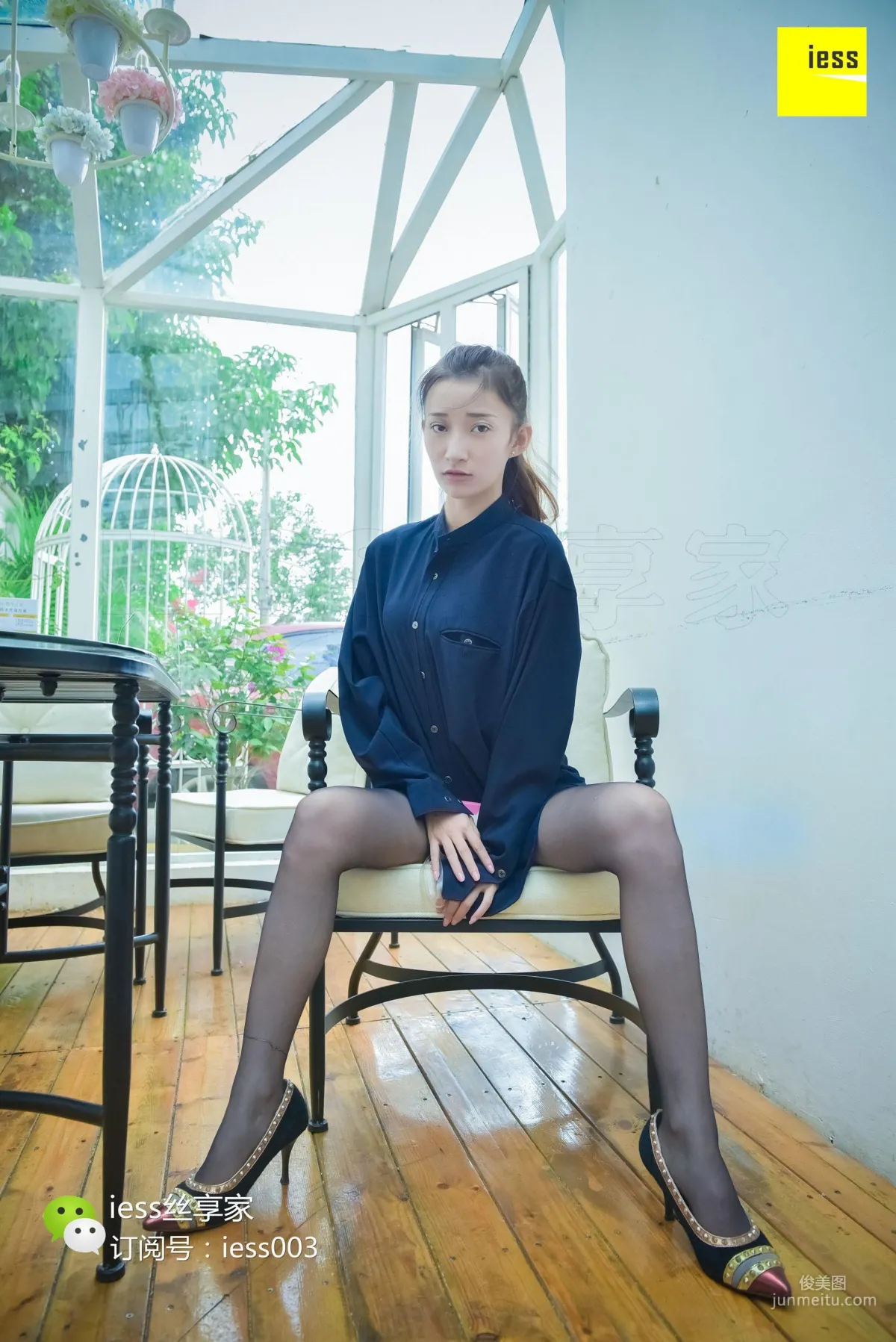 Silk Enjoyer 091 Qiuqiu: Boyfriend Shirt and Black Stockings [IESS] Photo Set photo 80