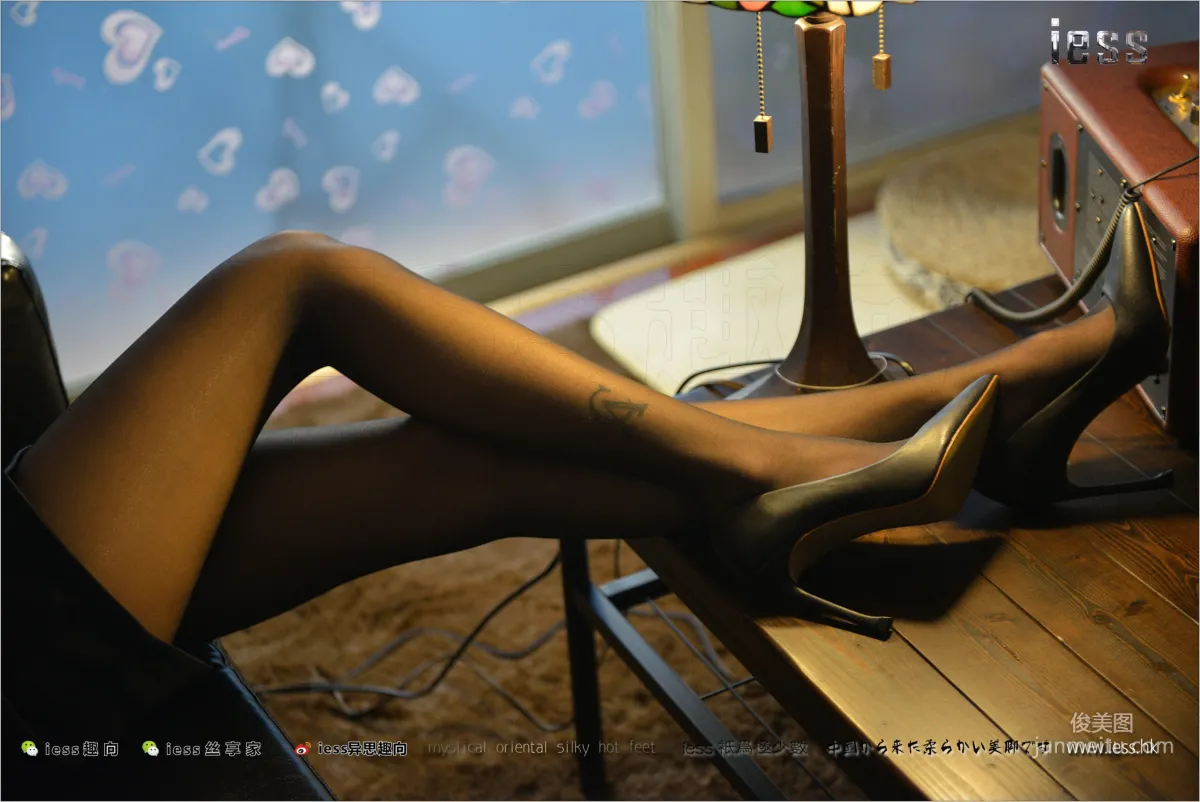 Silk Feet Bento 168 Xiao Xiao, Black Stockings Goddess Black Stockings Show [IESS] Photo Set photo 57