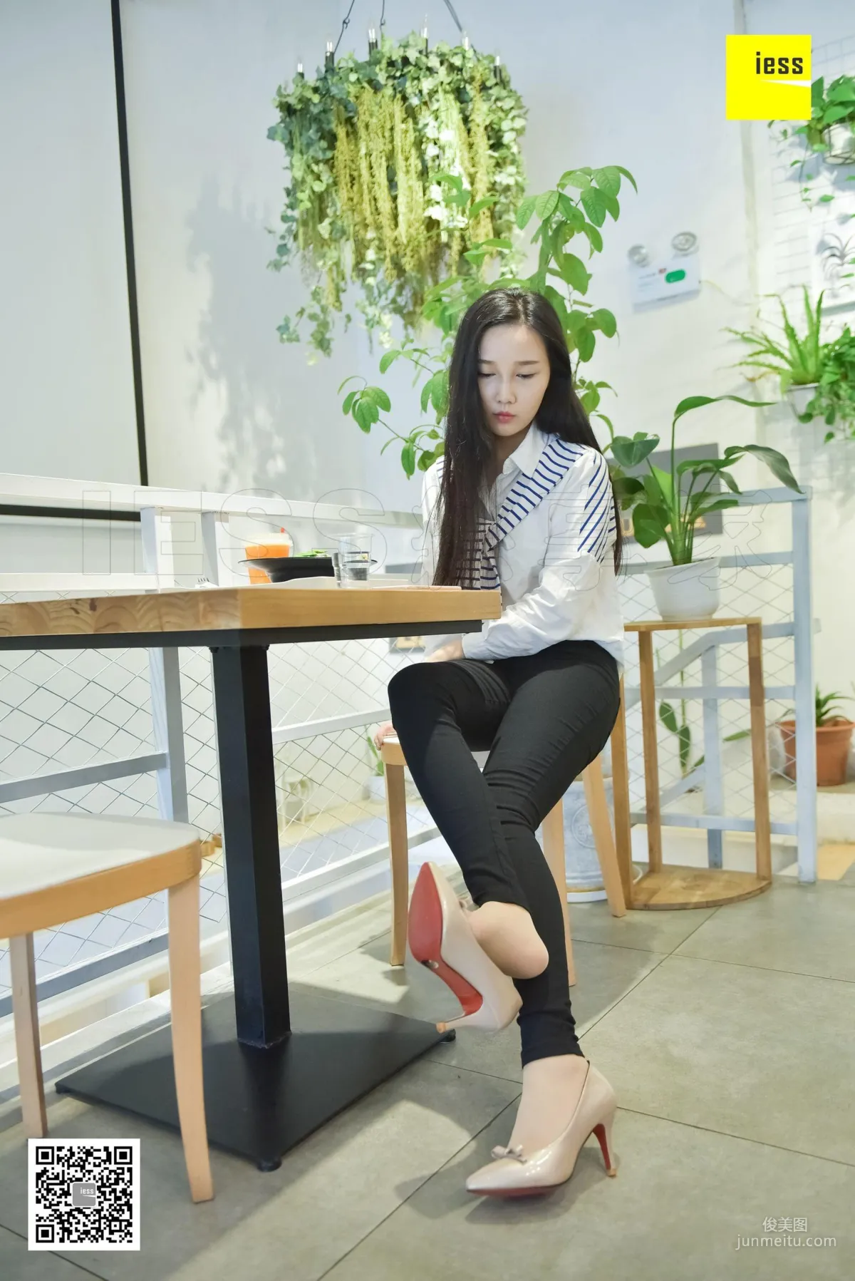 Si Xiang Jia 119 Wen Xin, Never Forget, There Will Always Be an Echo [IESS] Photo Set photo 18